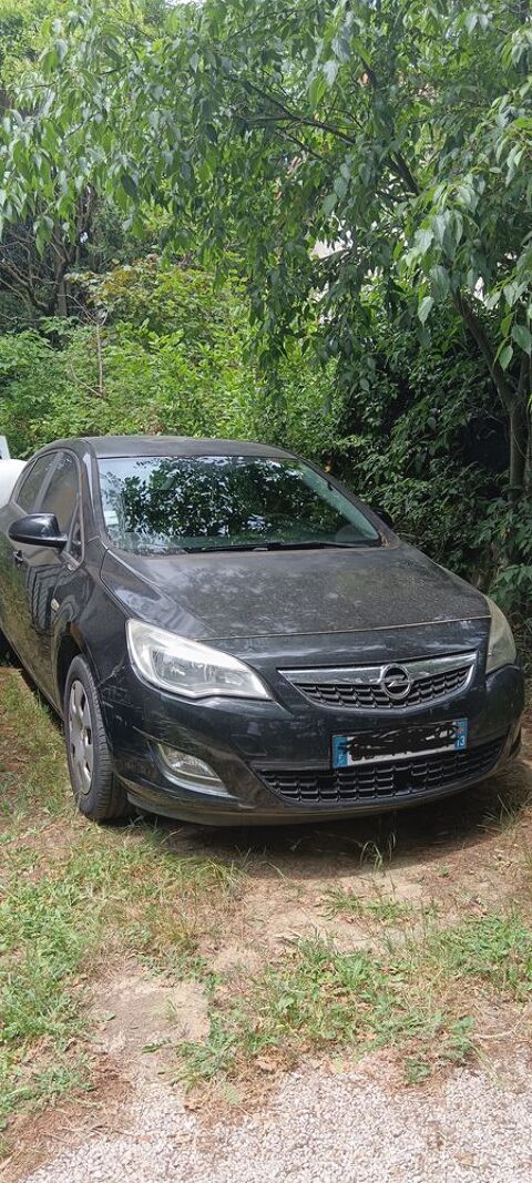 Opel astra 1.4 Twinport 100 ch Enjoy