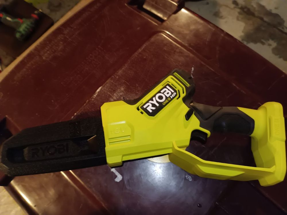 Mini tron&ccedil;onneuse Ryobi, 18 V. , RY18PSX15A-0 Bricolage