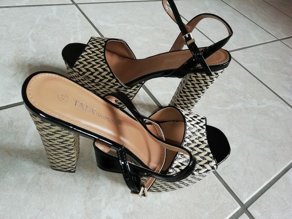 Chaussures Femme Tata Italia Sandales neuves Chaussures