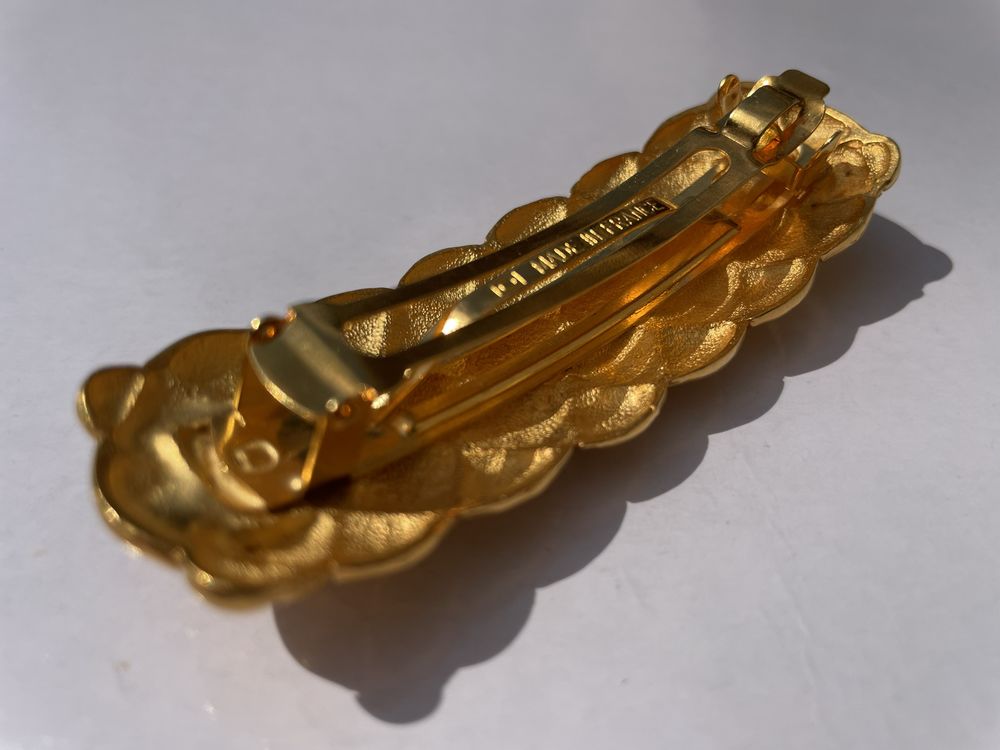Barrette SR dor&eacute; rectangle bomb&eacute;e matelass&eacute;e SONIA RYKIEL Bijoux et montres