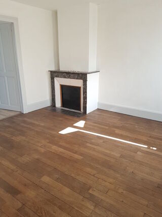  Appartement à louer 145 m²