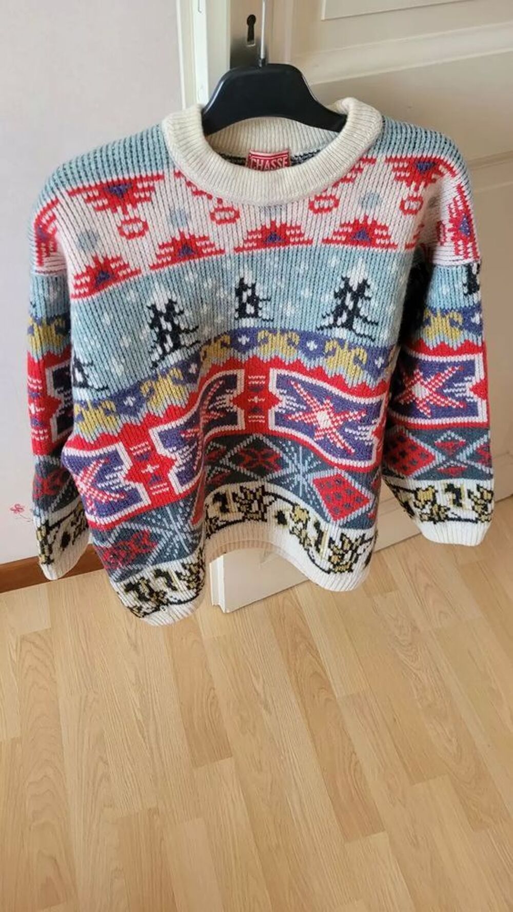 PULL Homme L
Vêtements