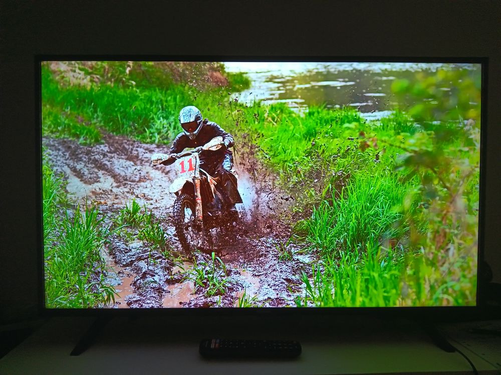 Smart tv HISENS 4K UHD 109cm Photos/Video/TV