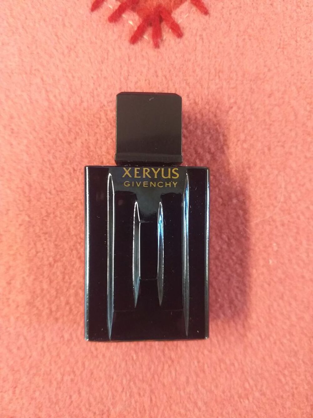 Miniatures pleines sans boite Givenchy 