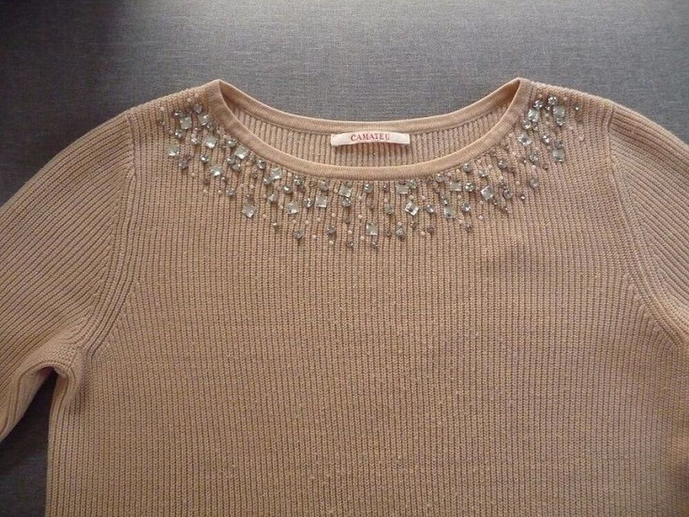 Pull saumon avec strass taille 36-38 Vtements