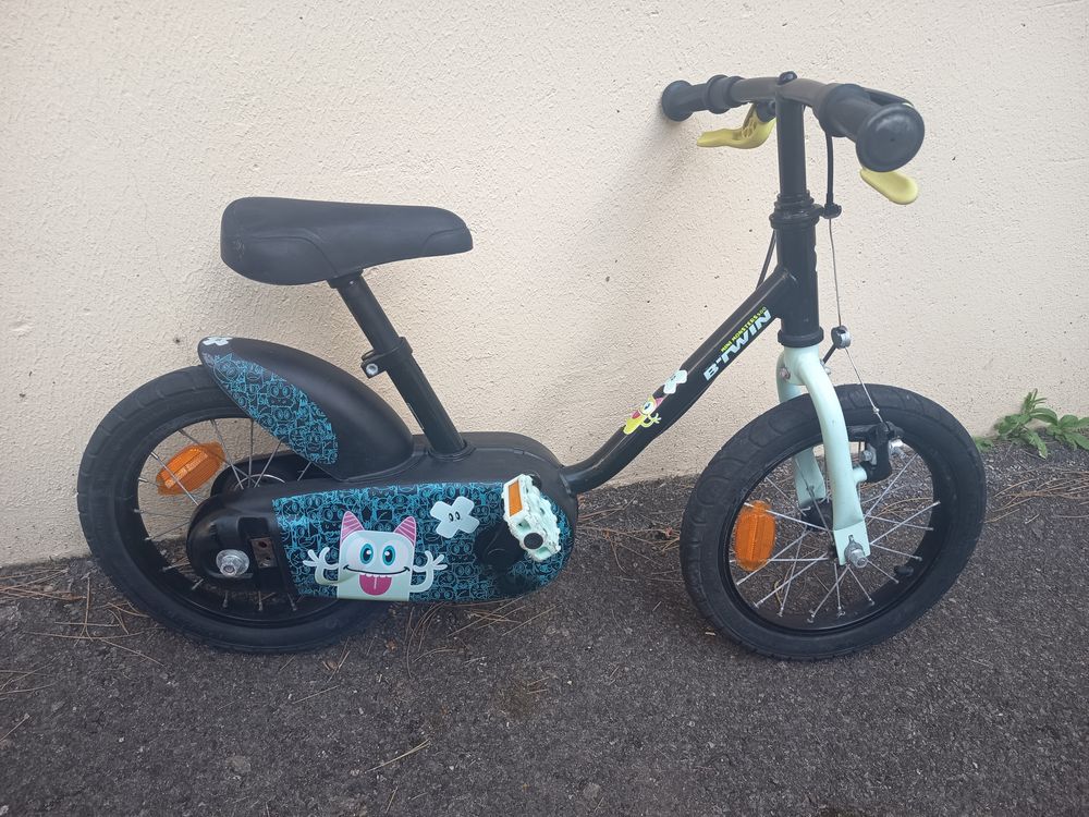 velo enfant 14 pouces ''b twin '' Vélos