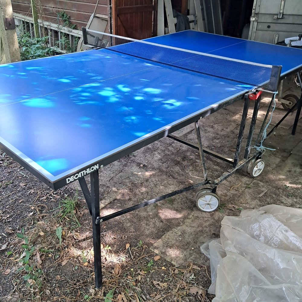 table de ping pong de marque d&eacute;cathlon Sports