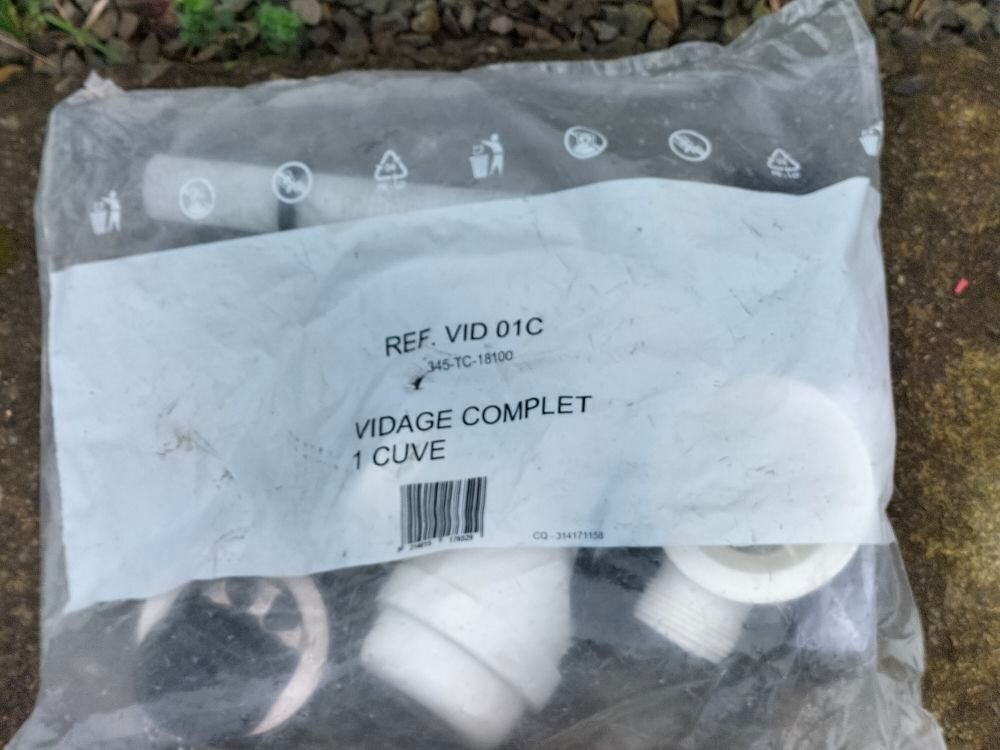 vidage &eacute;vier complet Bricolage