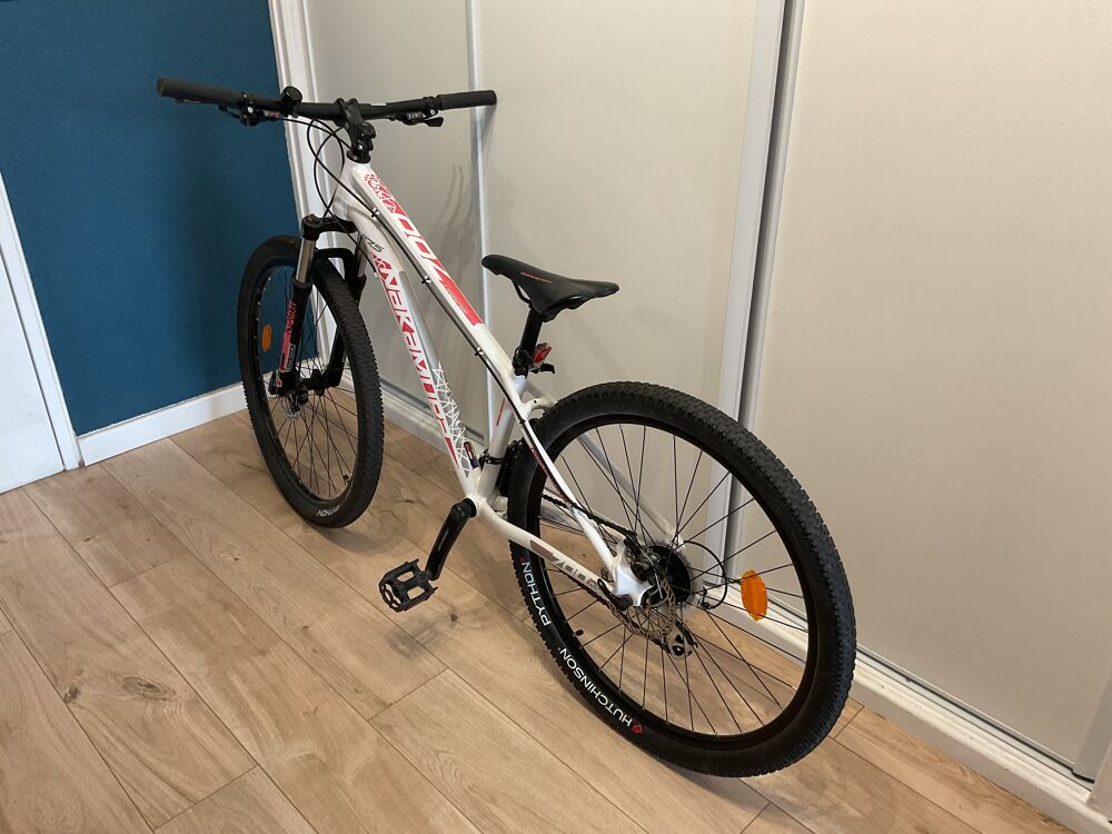 VTT FEMME Vlos