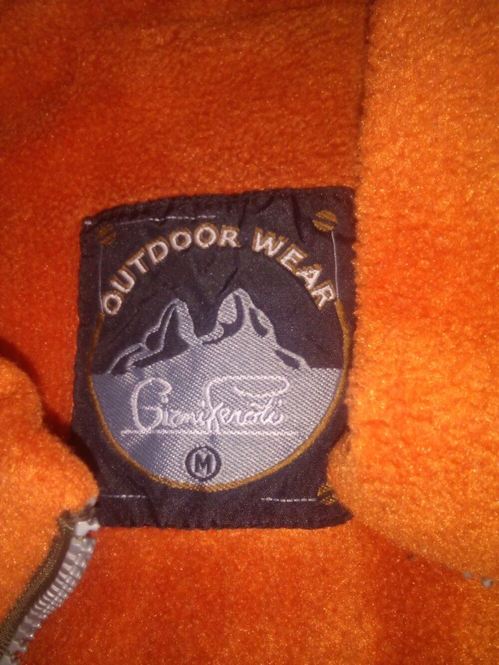 Veste &agrave; manches courtes Vêtements
