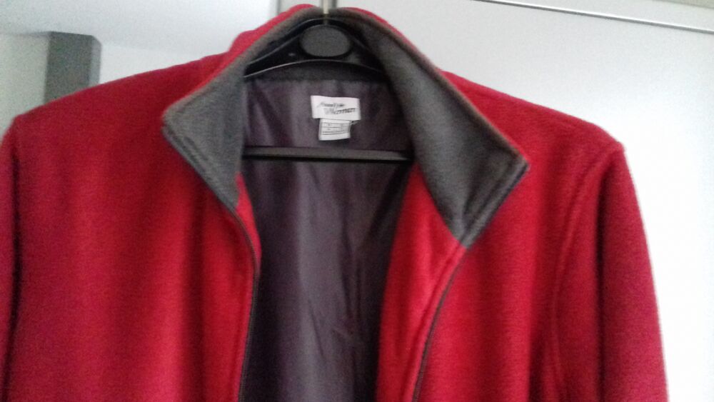 Polaire rouge Vêtements