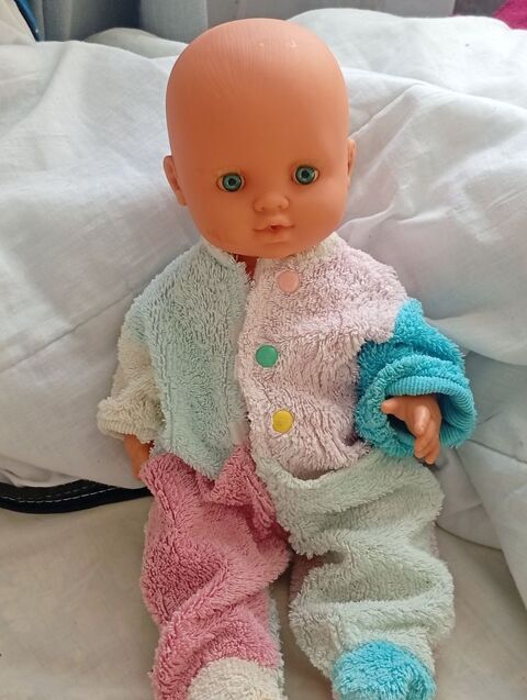 Petit poupon corps dur FALCA 4 Chteaudun (28)