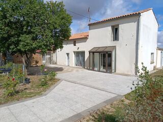 Maison 11 pièces 170 m² · à Moreilles · 170 m² · 184 000 €