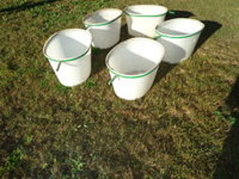   COMPORTE A VENDANGE  PLASTIQUE BLANC 