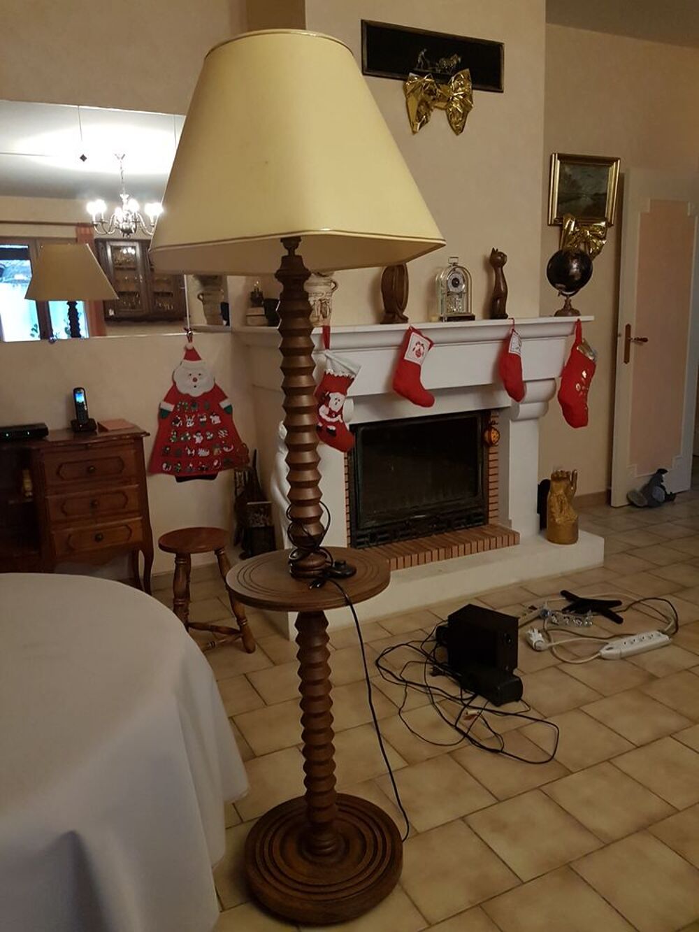 Lampe sur pied de bois Décoration