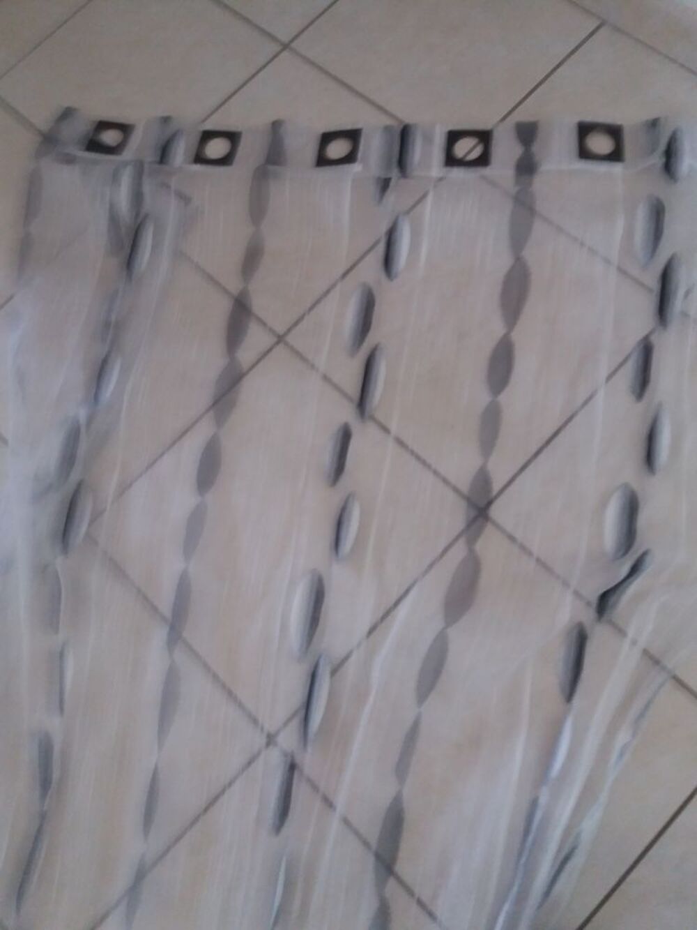 Rideaux Voile Blanc gris noir &agrave; Motifs avec oeillets carr&eacute;s Décoration