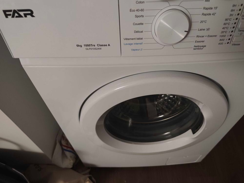 Machine+&agrave; +laver Electrom�nager