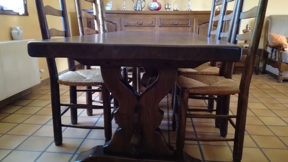 re salle &agrave; manger compl&egrave;te en ch&ecirc;ne clair Meubles