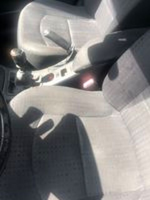 Laguna II Laguna Evolution 1.9 dCi 120 Carminat 2004 occasion 83590 Gonfaron