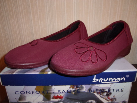 Chaussure - Pantoufle, neuve 18 Lourdes (65)