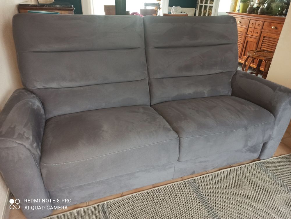canap&eacute; avec son fauteuil Meubles