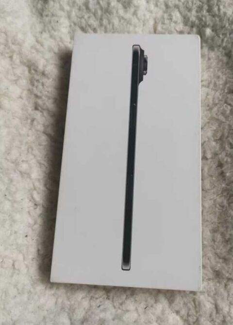 iphone XR 17 256g 750 Orl�ans (45)