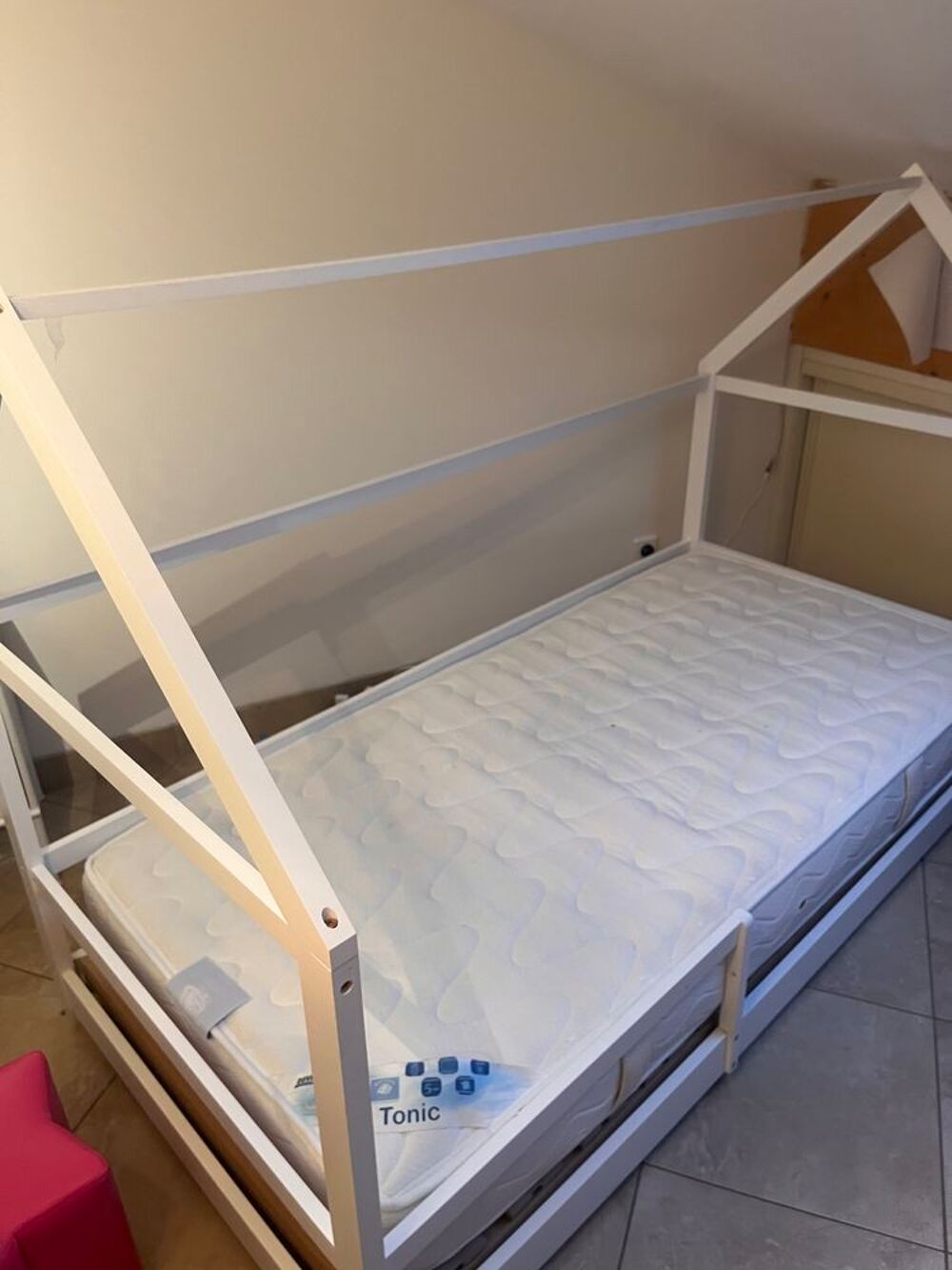 superbe lit cabane 1 place blanc Mobilier enfants
