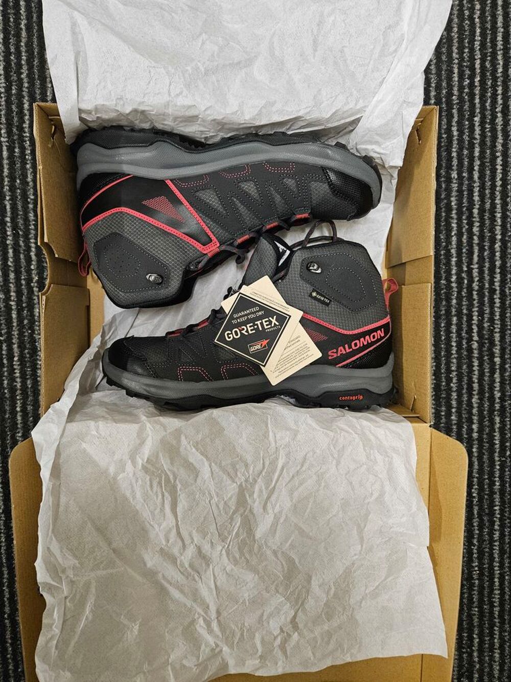 Salomon de randonn&eacute;e Chaussures