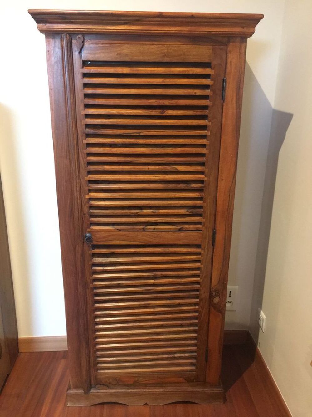 Bonneti&egrave;re BALI bois exotique Meubles