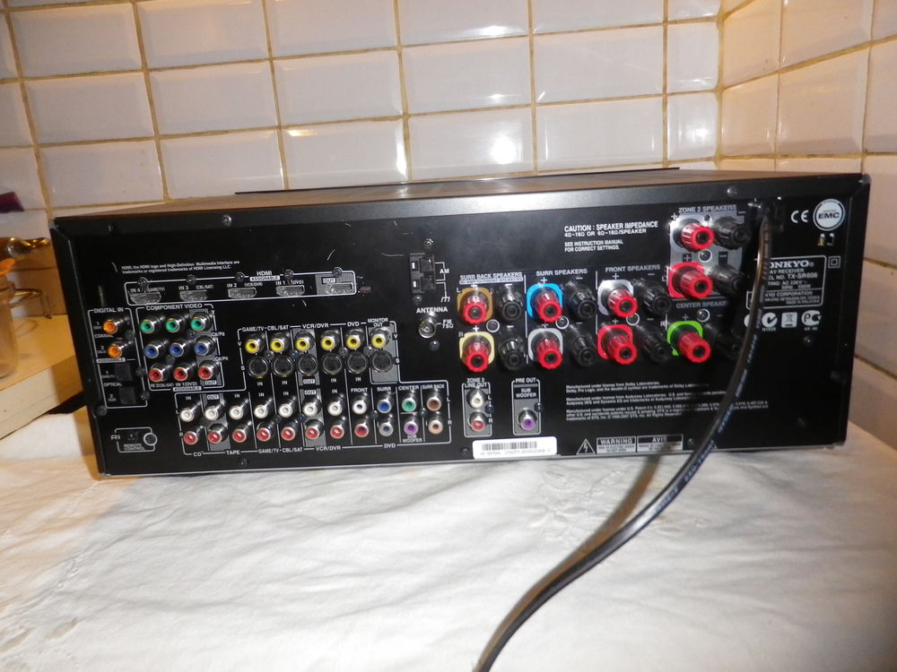 ONKYO TX - SR606 Ampli Tuner Audio Home Cin&eacute;ma&nbsp;
TELECOMMANDE Audio et hifi