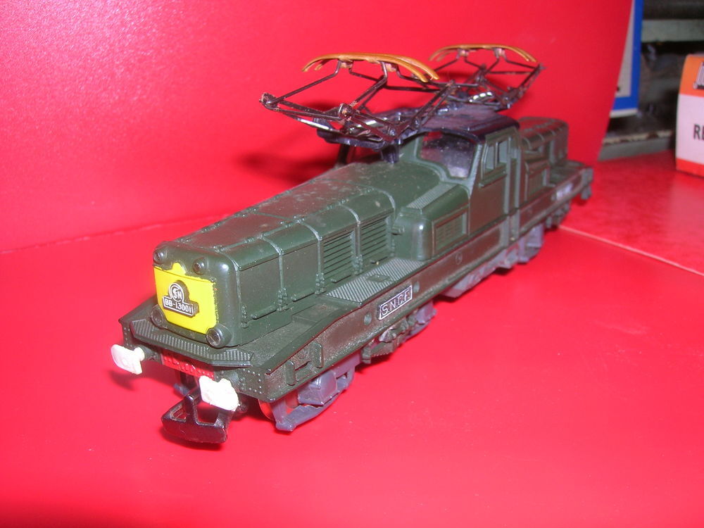 Train HO JOUEF Locomotive 13001 verte ref 8421 Jeux / jouets