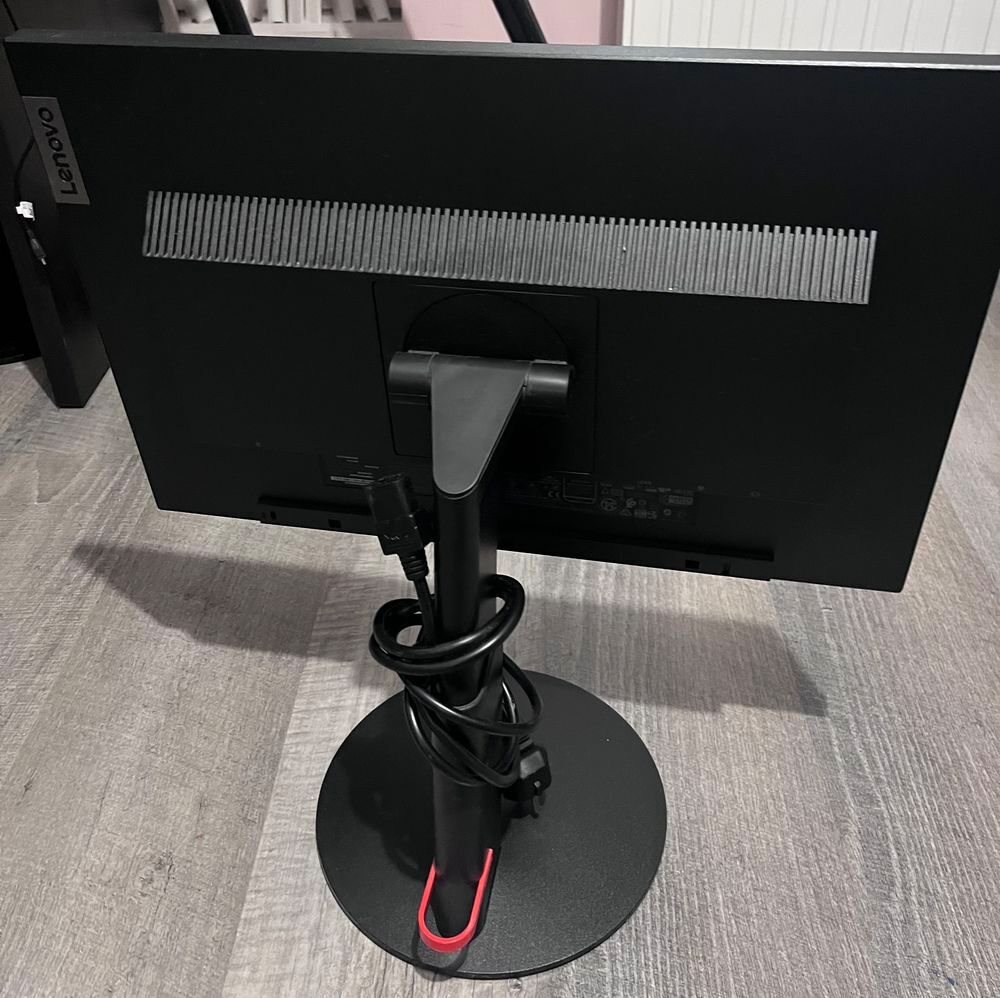 &Eacute;cran lenovo Matériel informatique