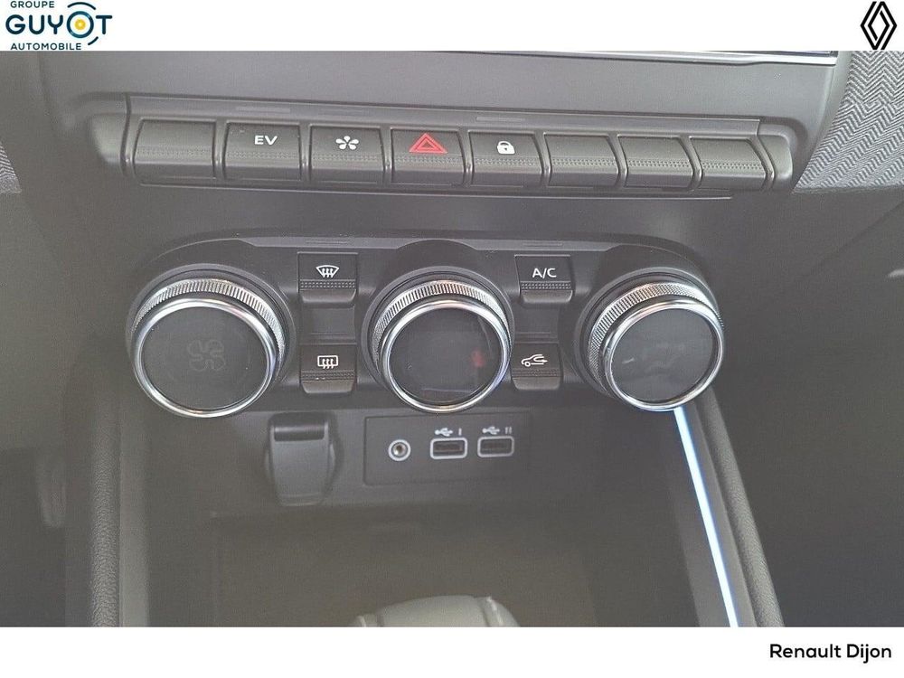 Clio V Clio E-Tech full hybrid 145 ch GSR2 Techno 2025 occasion 21000 Dijon