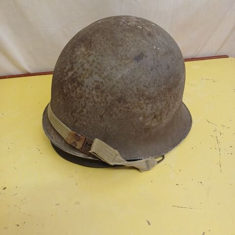 casque de l'Armée Française 35 Vendeuvre-du-Poitou (86)