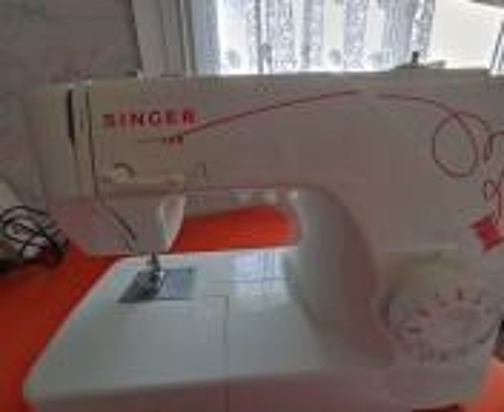 Machine &agrave; coudre Singer Electroménager