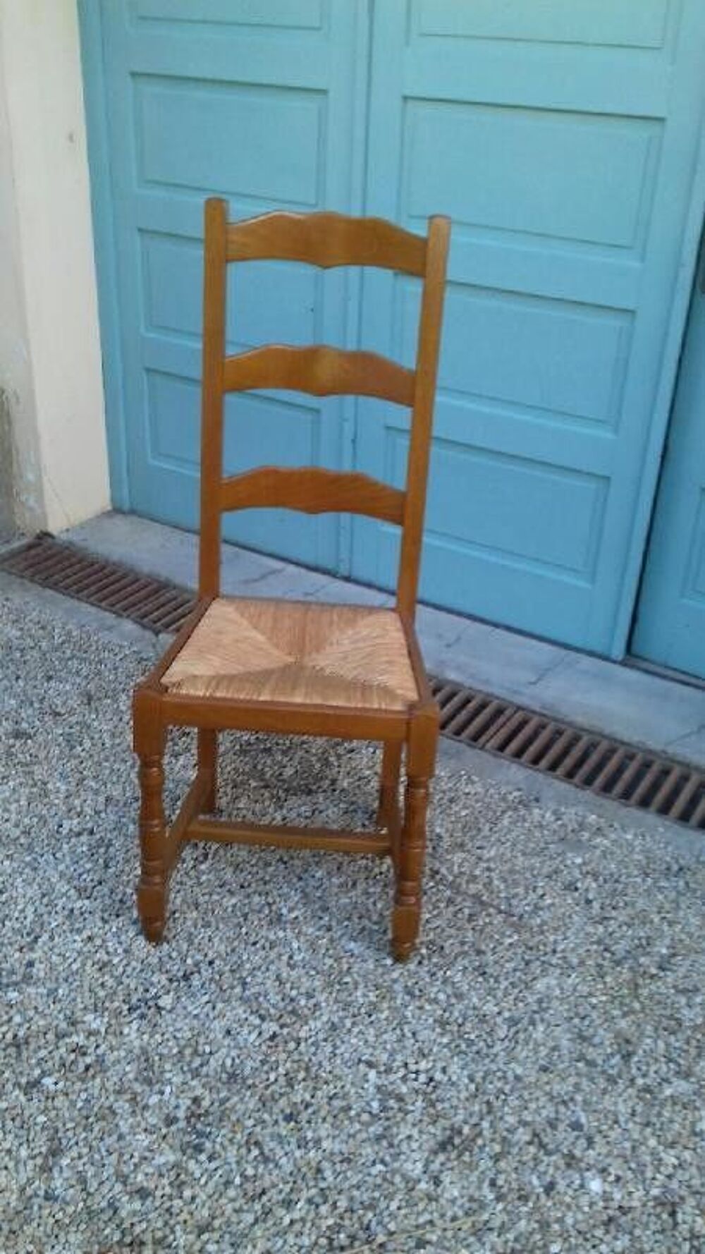 chaises paill&eacute;es Meubles