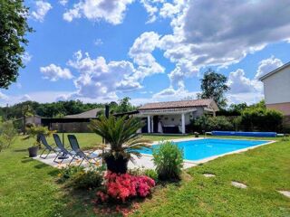  Maison � vendre 4 pi�ces 103 m� Saint-yzan-de-soudiac