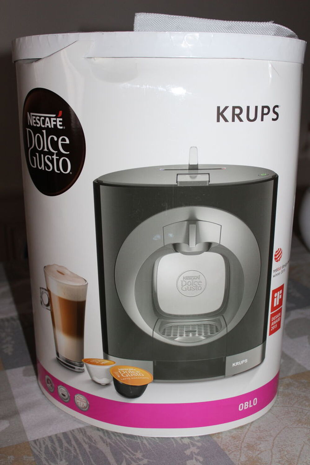 Machine &agrave; caf&eacute; Dolce Gusto Oblo Noire. Electroménager