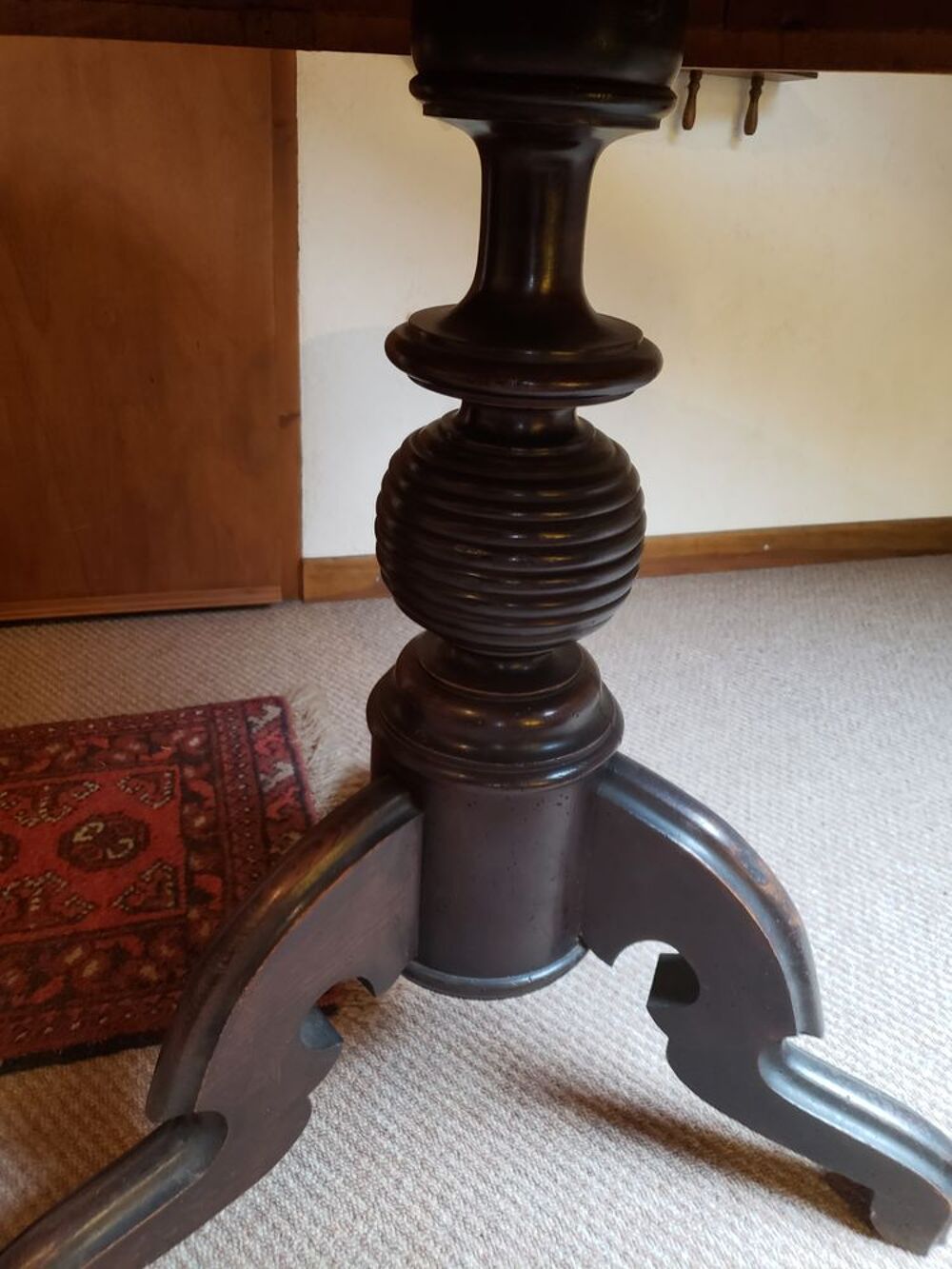 TABLE OVALE Meubles