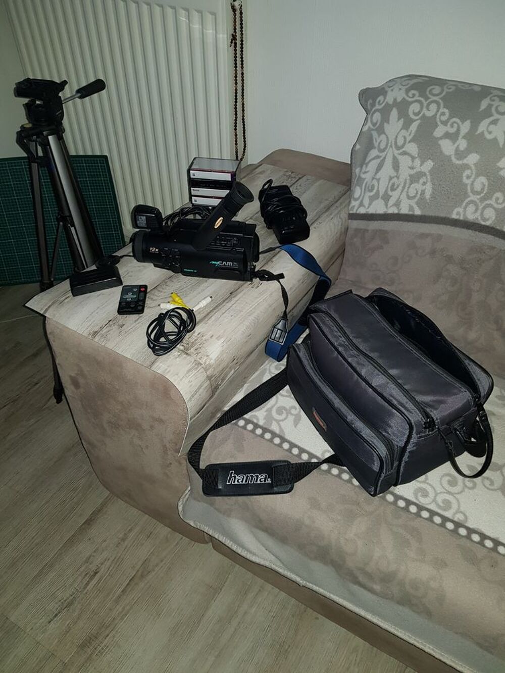 CAMERA CAMESCOPE Photos/Video/TV