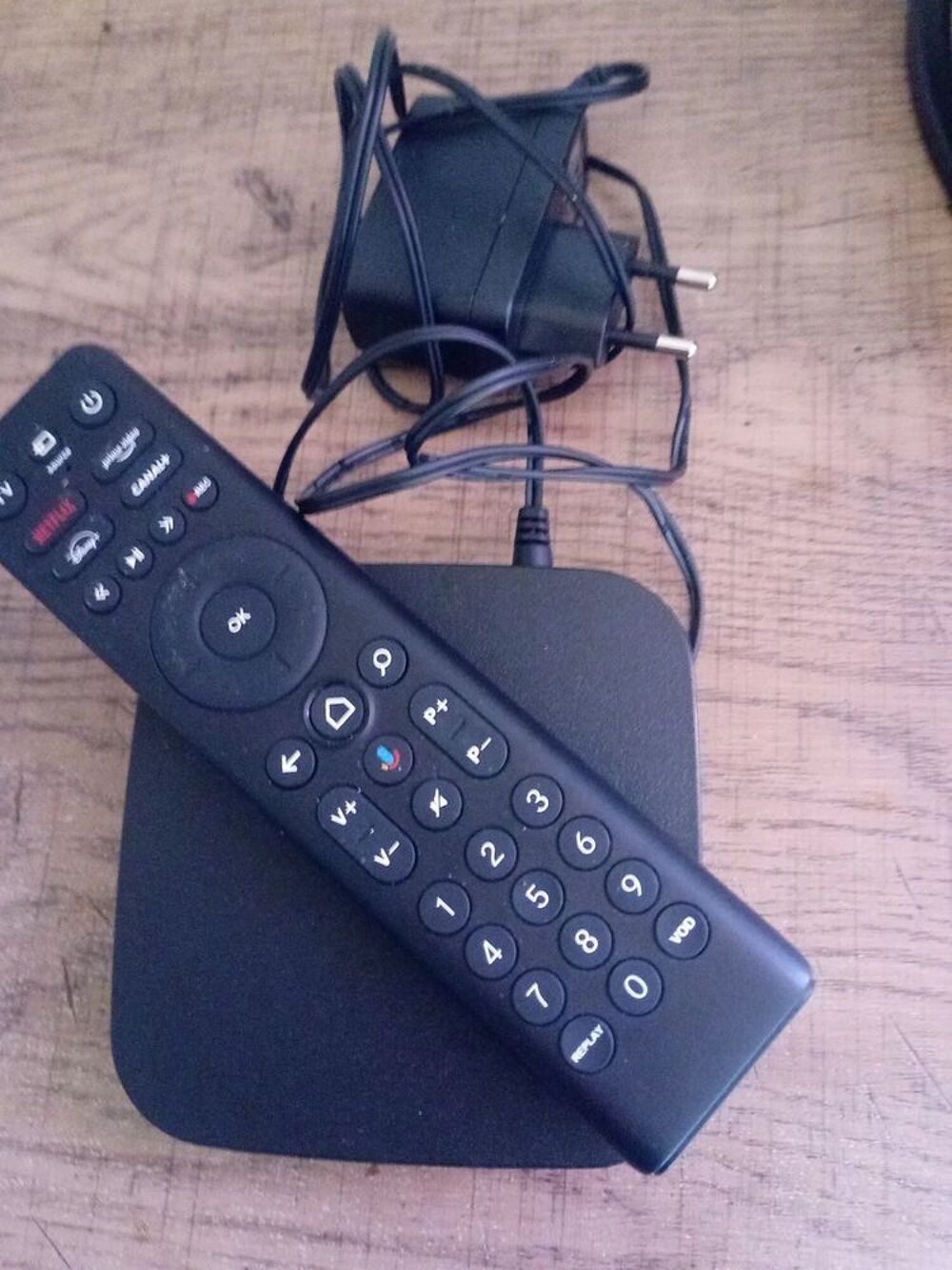 D&eacute;codeur TV neuf Photos/Video/TV