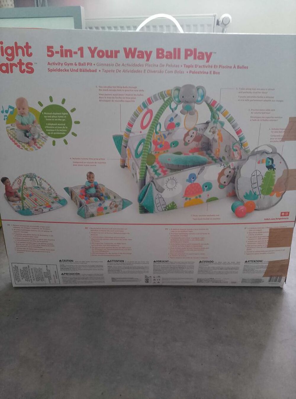 Tapis d'activit&eacute; et piscine &agrave; balles Jeux / jouets