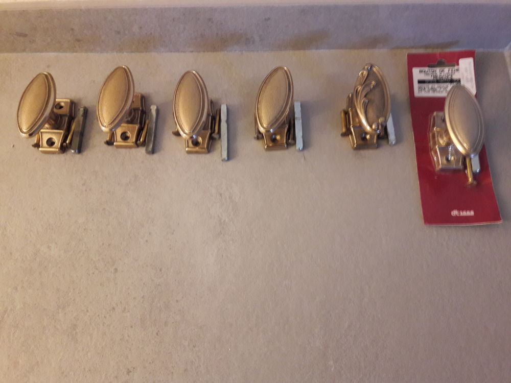 Poign&eacute;es de fen&ecirc;tre bronze Décoration