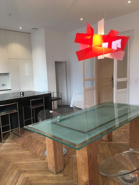  Appartement � louer 5 pi�ces 204 m�