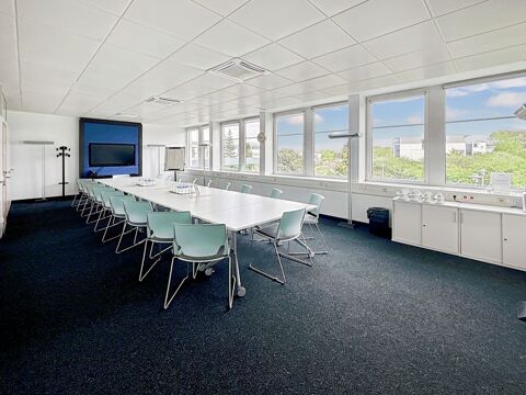 Bureau priv&eacute; &agrave; louer pour 4 personnes &agrave; Espace Europ&eacute;en de l'Entreprise Schiltigheim 1054 67300 Schiltigheim