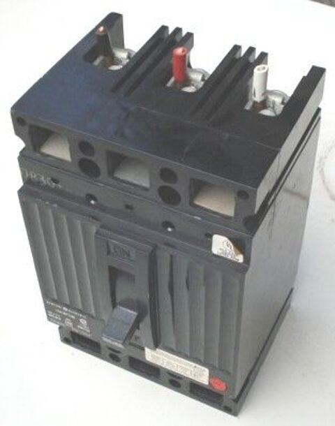 Disjoncteur General Electric 100A 600VAC triphasé 25 Monnetier-Mornex (74)