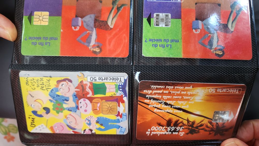 Lot de 4 t&eacute;l&eacute;cartes 