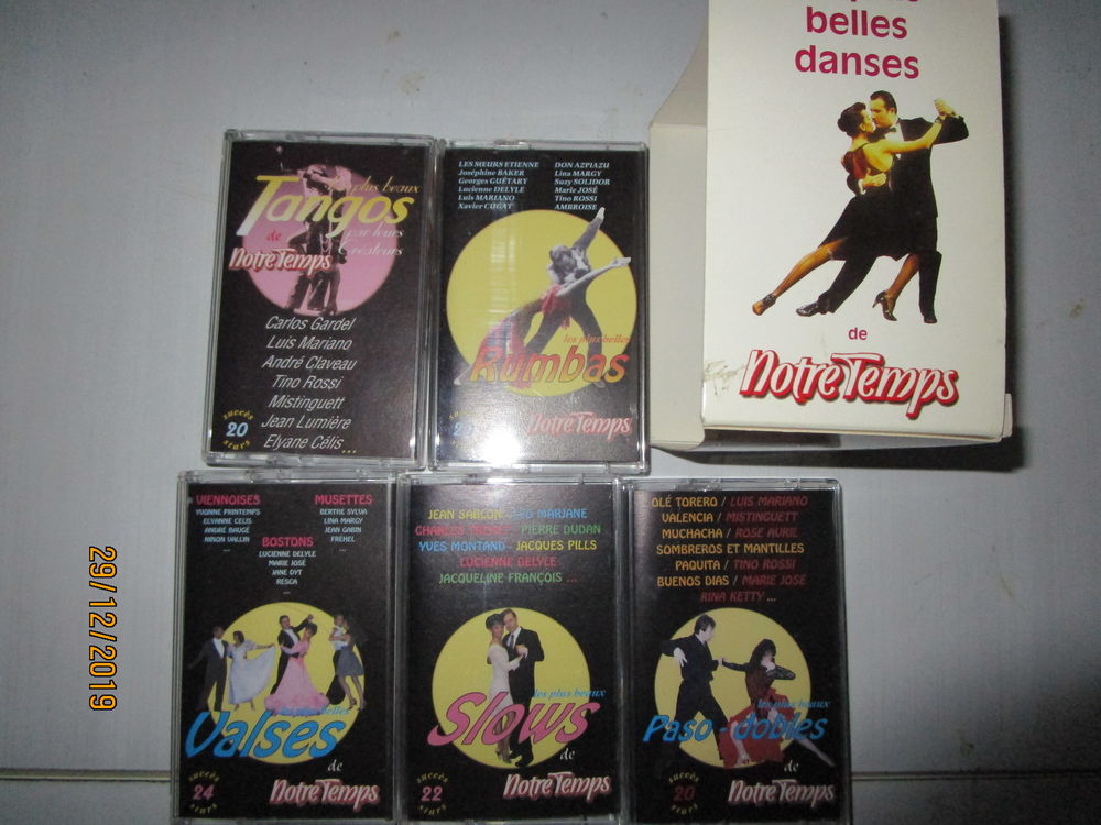 lot de 6 cassettes audio danses CD et vinyles