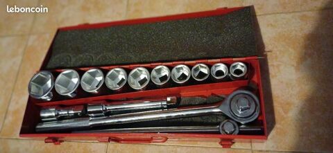 coffret a douilles 22 a 50  neuf ( camion )
jamais utilis� 
250 La Seyne-sur-Mer (83)