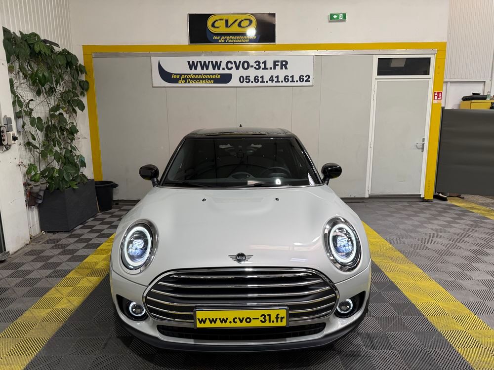 Clubman CMUBMAN COOPER BUSINESS DESIGN 136cv Boite-Automatique . 2023 occasion 31100 Toulouse